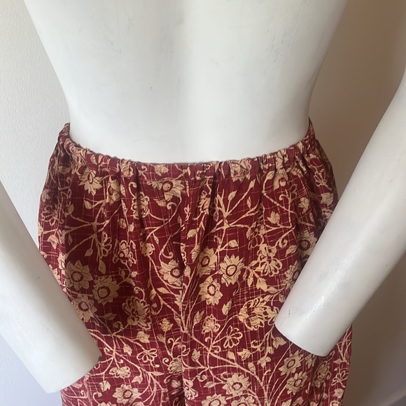 Jennifer Moore Red and Cream Silk Cropped Pants - Picture 4 of 12